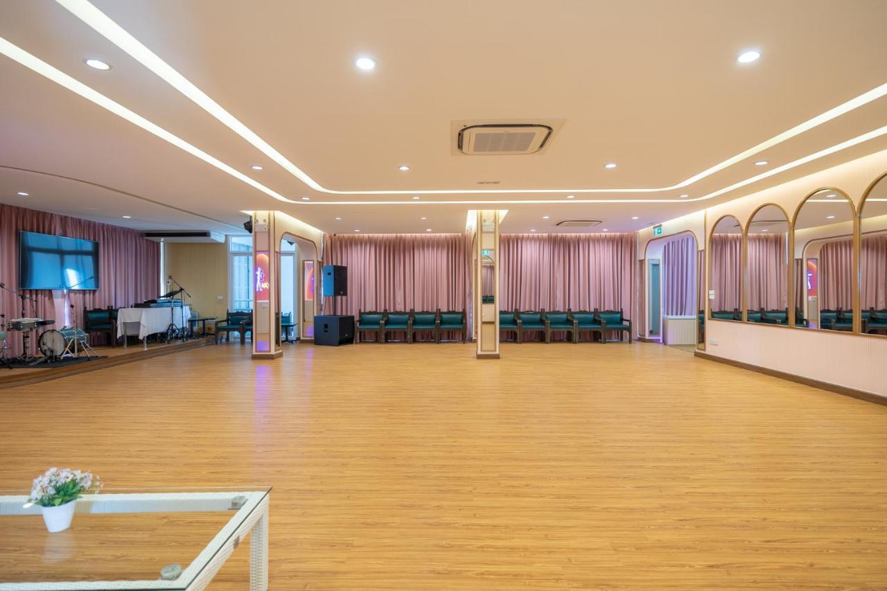 Bangkok Rama Hotel Bagian luar foto